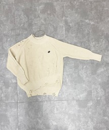 チェーンバッチ付きダメージルーズニット