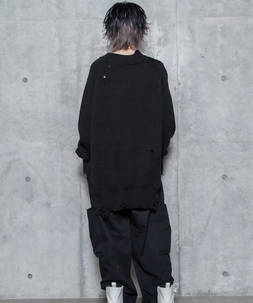 R/X（ロックス）の「チェーンバッチ付きダメージルーズニット（ニット/セーター・レディース・アイボリー/ブラック・FREE）」の5枚目の写真