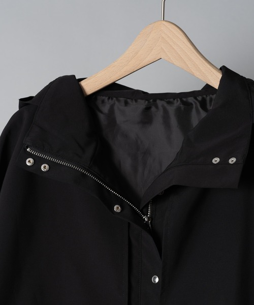 ottilie（オティーリエ）の「【 ottilie / オティーリエ 】 トレンチ風マウンテンロングフーディーコート（トレンチコート・レディース・ネイビー/ブラック/グレイッシュベージュ/カーキ・FREE）」の15枚目の写真