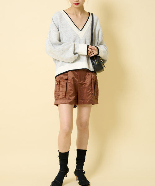 U by SPICK&SPAN（ユーバイスピックアンドスパン）の「カーゴ サテン ショート パンツ（カーゴパンツ・レディース・ブラック/ブラウン・36/38）」の13枚目の写真