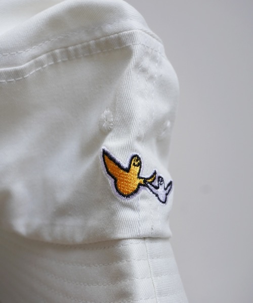 (What it isNt)ART BY MARKGONZALES(ワットイットイズント)の「【 (What it isNt)ART BY MARKGONZALES / (ワットイットイズント) アートバイ マークゴンザレス 】 コットン バケットハット(ハット・メンズ・ホワイト/ブラック/ベージュ/ブラウン/グリーン/ホワイト系その他/ブラック系その他・FREE)」の12枚目の写真