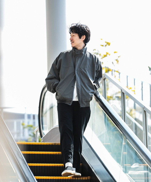 ITEMS URBANRESEARCH(アイテムズ アーバンリサーチ)の「スタンドカラー ZIP UP ブルゾン(ブルゾン・メンズ・グレー系その他/ブラック/チャコールグレー・MEDIUM/LARGE)」の7枚目の写真