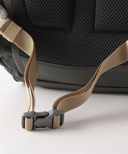 THE NORTH FACE(ザノースフェイス)の「<THE NORTH FACE> ラウンディ 22L リュック(バックパック/リュック・キッズ・ブラック/ライラック/ベージュ・FREE)」の4枚目の写真