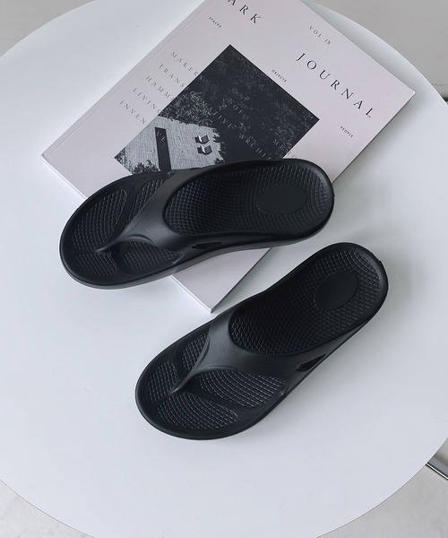 AS KNOW AS plus（アズノゥアズプラス）の「○エアリー トングサンダル【ZOZOTOWN限定アイテム】（サンダル・レディース・グレー/ブラック/アイボリー/ミント/ライトカーキ/ピンク・M/L）」の15枚目の写真