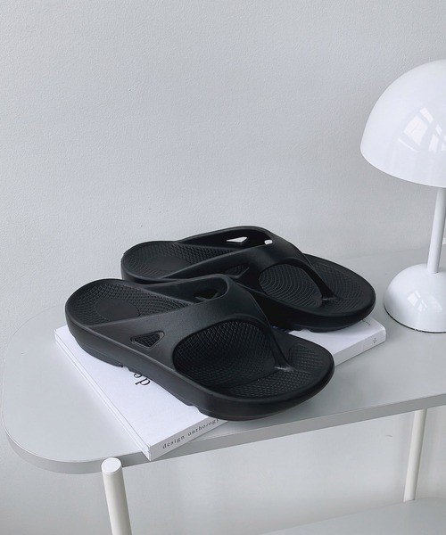 AS KNOW AS plus（アズノゥアズプラス）の「○エアリー トングサンダル【ZOZOTOWN限定アイテム】（サンダル・レディース・グレー/ブラック/アイボリー/ミント/ライトカーキ/ピンク・M/L）」の17枚目の写真