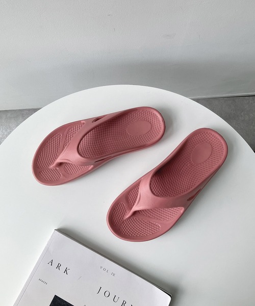 AS KNOW AS plus（アズノゥアズプラス）の「○エアリー トングサンダル【ZOZOTOWN限定アイテム】（サンダル・レディース・グレー/ブラック/アイボリー/ミント/ライトカーキ/ピンク・M/L）」の7枚目の写真