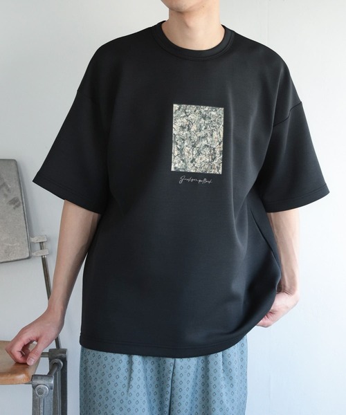 SENSE OF PLACE by URBAN RESEARCH(センスオブプレイスバイアーバンリサーチ)の「『別注』グラフィックアートTシャツ(5分袖)D(Tシャツ/カットソー・メンズ・ライトベージュ/ブラック/ホワイト・MEDIUM/LARGE)」の21枚目の写真