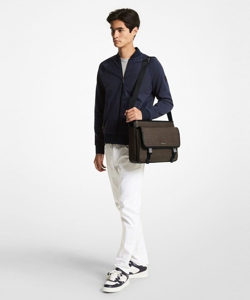 MICHAEL KORS(マイケルコース)の「COOPER UTILITY FLAP MSGR クロスボディ(メッセンジャーバッグ・メンズ・ブラウン系その他・FREE)」の3枚目の写真