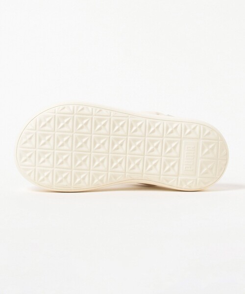 Ray BEAMS（レイビームス）の「PUMA / スウェード マユ サマー サンダル（サンダル・レディース・ホワイト/ブラック・24.0cm/25.0cm/23.0cm）」の5枚目の写真