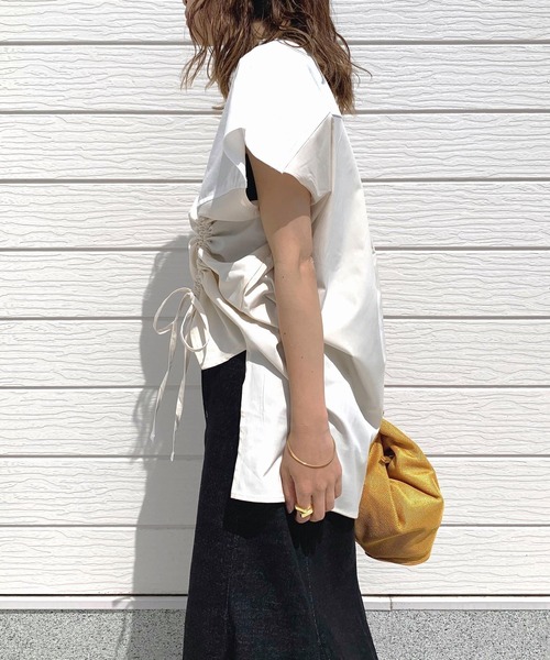 Q（キュー）の「異素材サイドドロストトップス（Tシャツ/カットソー・レディース・アイボリー/ブラック・MEDIUM）」の6枚目の写真