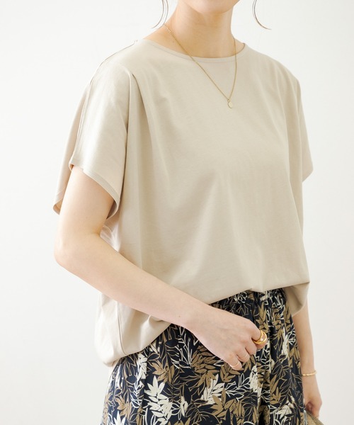 URBAN RESEARCH Sonny Label(アーバンリサーチサニーレーベル)の「ドルマンスリーブフレンチプルオーバー(Tシャツ/カットソー・レディース・ブルー/チャコールグレー/ホワイト/ベージュ・FREE)」の3枚目の写真