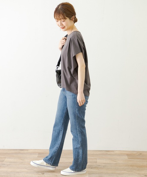 URBAN RESEARCH Sonny Label(アーバンリサーチサニーレーベル)の「ドルマンスリーブフレンチプルオーバー(Tシャツ/カットソー・レディース・ブルー/チャコールグレー/ホワイト/ベージュ・FREE)」の21枚目の写真