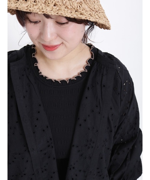 Samansa Mos2（サマンサ モスモス）の「カットシャーリング配色メローノースリーブ（タンクトップ・レディース・オフホワイト/ブラック/ブラウン/グリーン・F）」の5枚目の写真