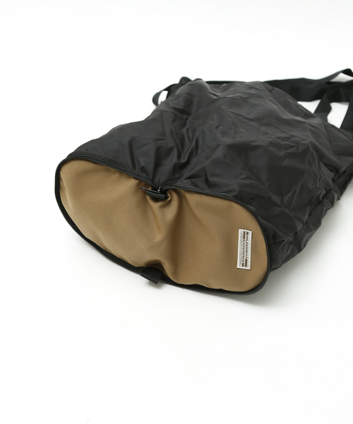 WILDERNESS EXPERIENCE（ウィルダネスエクスペリエンス）の「【WILDERNESS EXPERIENCE/ウィルダネスエクスペリエンス】 PACKABLE TOTE/パッカブル/エコバック/ユニセックス/14L（エコバッグ/サブバッグ・メンズ・ブラック/その他/ダークベージュ/グリーン系その他・フリー）」の3枚目の写真