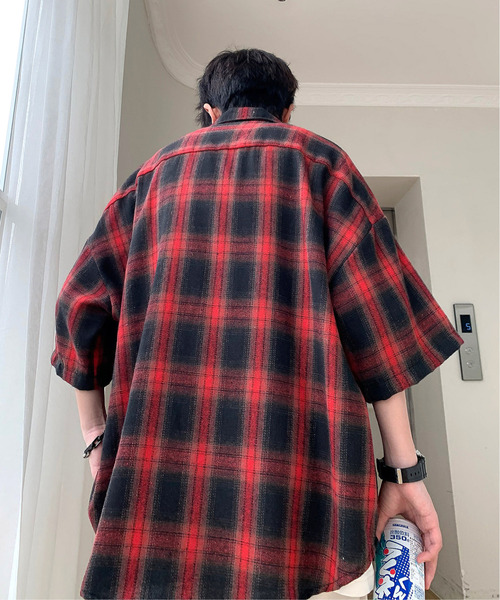 neos(ネオス)の「【neos -addictive design-】ビッグシルエット オンブレー チェック ハーフスリーブ シャツ(シャツ/ブラウス・メンズ・ブラック/レッド・MEDIUM/LARGE/X-LARGE)」の12枚目の写真