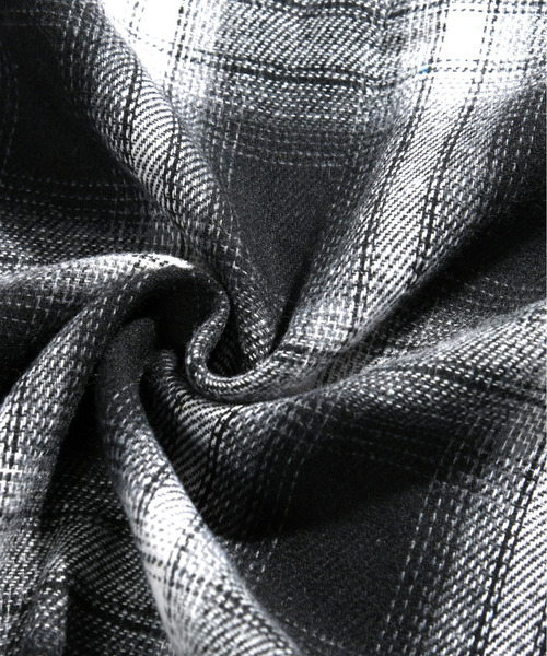 neos(ネオス)の「【neos -addictive design-】ビッグシルエット オンブレー チェック ハーフスリーブ シャツ(シャツ/ブラウス・メンズ・ブラック/レッド・MEDIUM/LARGE/X-LARGE)」の19枚目の写真