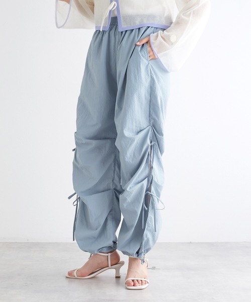 w closet（ダブルクローゼット）の「サイドリボンシャカシャカパンツ（その他パンツ・レディース・ピンク/オフホワイト/カーキ/ブラック/サックスブルー・FREE）」の5枚目の写真