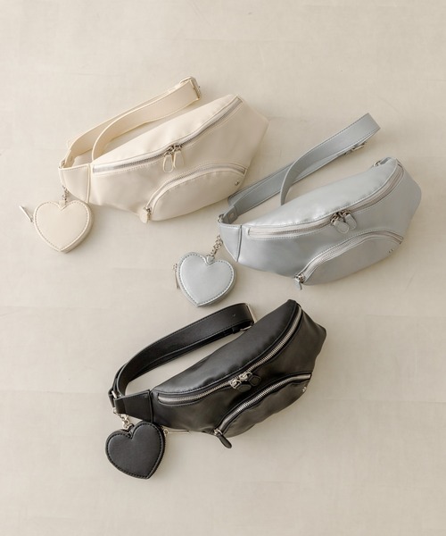 OLIVE des OLIVE(オリーブデオリーブ)の「ハートポーチ付ボディーバッグ 1032120030(ボディバッグ/ウエストポーチ・レディース・ブラック/シルバー/アイボリー・FREE)」の13枚目の写真