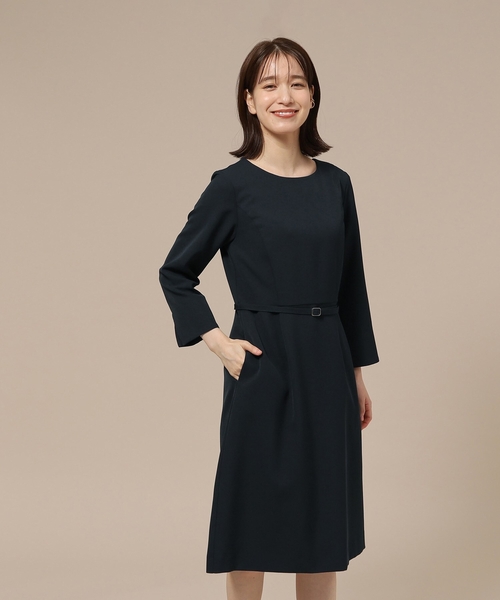 SHOO・LA・RUE（シューラルー）の「◆【洗える】ダブルクロスベルト付きワンピース（共布ベルト付き）【CIRCRIC】（ワンピース・レディース・ブルー系その他5/ベージュ系その他7/ブラック系3・05/02/04/03/01）」の20枚目の写真