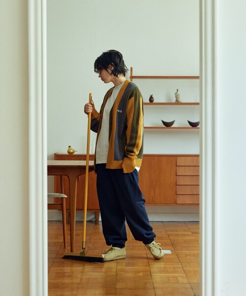 ブライスアウトフィット　ニットカーディガンとサロペット　ブラウンxピンストライプ ブライスアウトフィット ニットカーディガンとサロペット