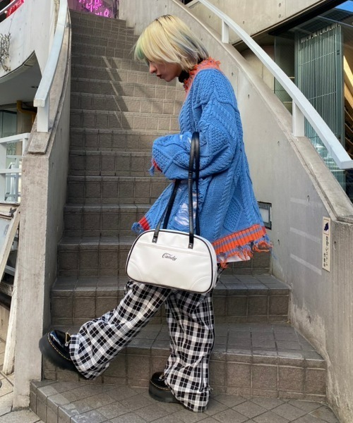 Candy Stripper（キャンディストリッパー）の「CANDY BOSTON バッグ（ボストンバッグ・レディース・ライトブルー/ホワイト×ブラック/ブラック×ホワイト・FREE）」の18枚目の写真