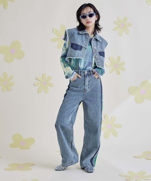 miette（ミエット）の「サイドラインデニムワイドパンツ（デニムパンツ・レディース・ブルー・FREE）」の8枚目の写真