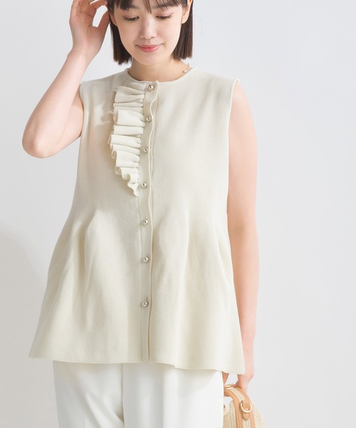 PICCIN（ピッチン）の「【WEB限定】ポリスポンジフロントフリルニットジレ（ベスト・レディース・オフホワイト/ネイビー・M/L）」の4枚目の写真