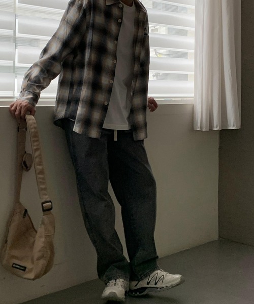 ARCADE（アーケード）の「イージー ルーズストレート デニムパンツ ジーンズ ビンテージウォッシュ -ARCADE Limited Line-（デニムパンツ・メンズ・ライトブルー/ブラック/サックスブルー/ブルー/グレー・M/L/XL）」の10枚目の写真