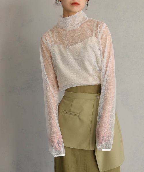 &g'aime(アンジェム)の「【&g’aime】<WEB限定>ライン刺繍シアートップス(シャツ/ブラウス・レディース・ブラック/ホワイト・FREE)」の4枚目の写真