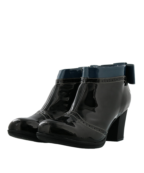 あしながおじさん（アシナガオジサン）の「〈あしながおじさん〉 バックリボン付エナメルブーティ（レインシューズ・レディース・グレイッシュベージュ/ピンク/ブラック・24.0cm/24.5cm/23.0cm/23.5cm/22.5cm）」の13枚目の写真