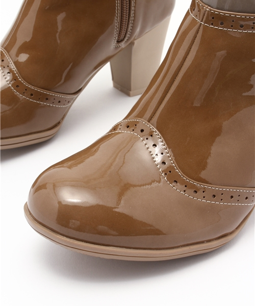 あしながおじさん（アシナガオジサン）の「〈あしながおじさん〉 バックリボン付エナメルブーティ（レインシューズ・レディース・グレイッシュベージュ/ピンク/ブラック・24.0cm/24.5cm/23.0cm/23.5cm/22.5cm）」の9枚目の写真