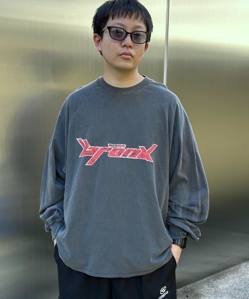 WHO'S WHO gallery（フーズフーギャラリー）の「【ZOZOTOWN限定】BRONXヴィンテージライクロンTEE（Tシャツ/カットソー・メンズ・ホワイト×ブラック/チャコールグレー/ネイビー・FREE）」の6枚目の写真