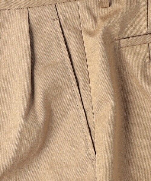 SCYE BASICS(サイベーシックス)の「<SCYE BASICS> Cotton Tapered Pleated Trousers/コットン テーパード プリーツ トラウザーズ(チノパンツ・メンズ・ベージュ/ネイビー・36/38/40)」の5枚目の写真