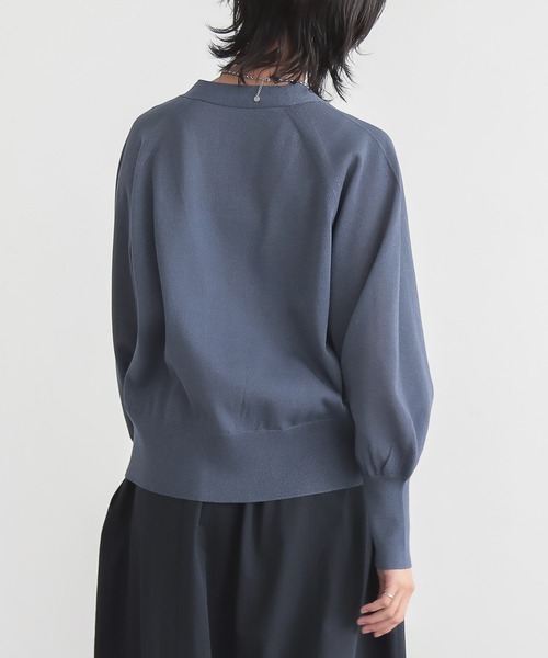 for/c（フォーシー）の「[新色追加]Vネックシアーカーディガン【サスティナブル】（カーディガン/ボレロ・レディース・ホワイト/ライトブルー/オレンジ/ブラック/チャコールグレー/ネイビー/イエロー/ピンク・LL/L/M）」の12枚目の写真