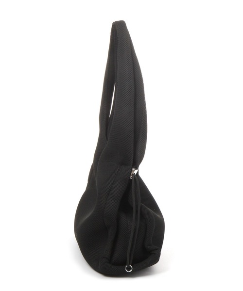 LAKOLE（ラコレ）の「メッシュギャザートートバッグ / 109586（ショルダーバッグ・レディース・ライトグレー/ブラック/オフホワイト・FREE）」の5枚目の写真