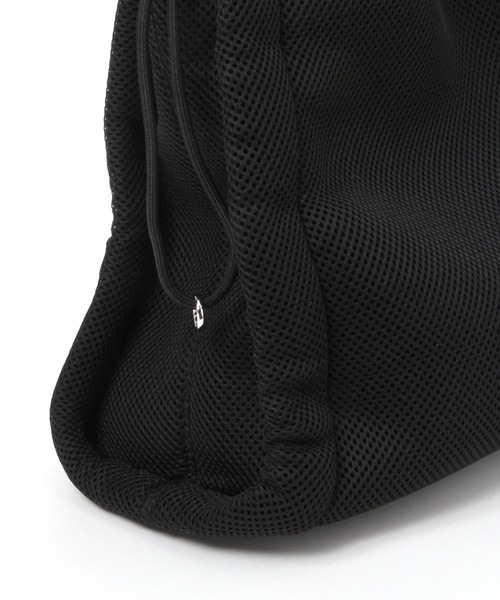LAKOLE（ラコレ）の「メッシュギャザートートバッグ / 109586（ショルダーバッグ・レディース・ライトグレー/ブラック/オフホワイト・FREE）」の10枚目の写真
