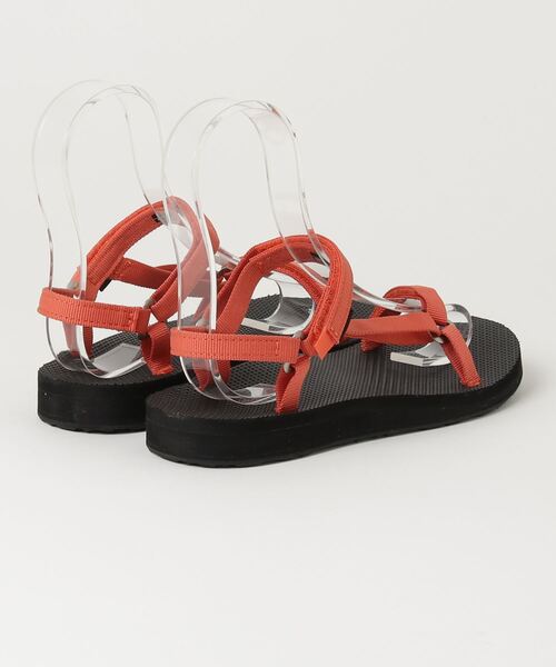 Teva（テバ）の「テバ Teva オリジナル ユニバーサル スリム_Original Universal Slim（サンダル・レディース・オレンジ・24.0cm/25.0cm/23.0cm）」の3枚目の写真