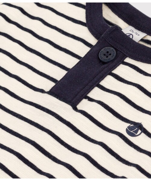 PETIT BATEAU(プチバトー)の「マリニエール半袖Tシャツ(Tシャツ/カットソー・キッズ・ホワイト×ネイビー・18MONTH/12MONTH/24MONTH/36MONTH)」の3枚目の写真