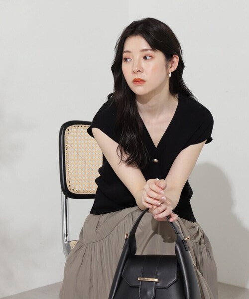 PROPORTION BODY DRESSING(プロポーションボディドレッシング)の「金ボタン付きニットベスト / 1214170511(ニット/セーター・レディース・ピンク/ブルー/ブラック・FREE)」の9枚目の写真