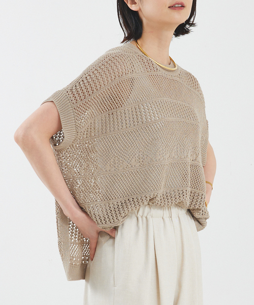 qualite（カリテ）の「かぎ針風スクエアニット（ニット/セーター・レディース・ベージュ/ブラック/オフホワイト/ブラウン・フリー）」の4枚目の写真