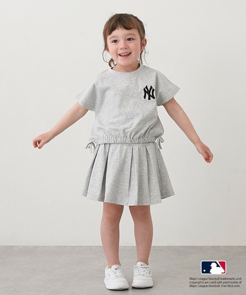 petit main（プティマイン）の「【MLB】カットスカートセットアップ（アンサンブル・キッズ・ネイビー/オフホワイト/アイボリー・80ｃｍ/90cm/100cm/110cm/120cm/130cm/140cm）」の2枚目の写真