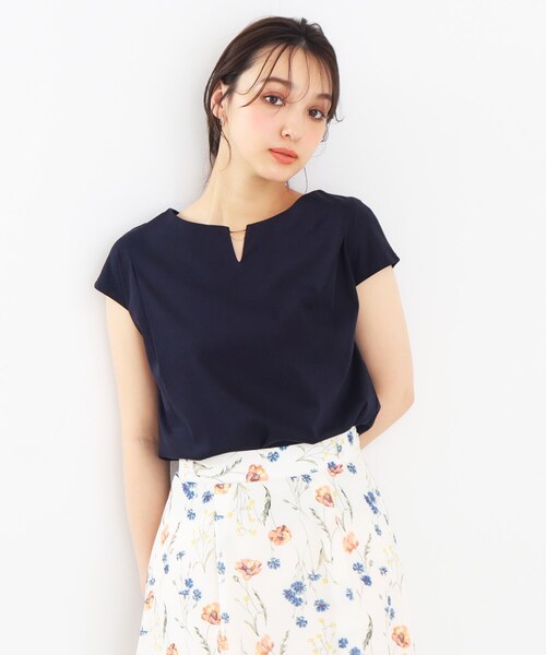 index（インデックス）の「◆《5color/XS-LLsize》キーネックフレンチトップス【接触冷感/洗濯機洗い可】（Tシャツ/カットソー・レディース・オフホワイト/ネイビー/オレンジ/サックスブルー/ナチュラル・34/36/38/40/42）」の22枚目の写真