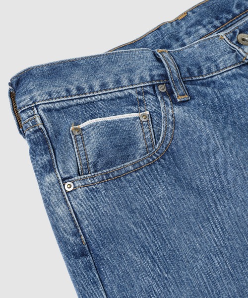 DIGAWEL(ディガウェル)の「Straight jeans(デニムパンツ・メンズ・ブラック/ブルー・2)」の8枚目の写真