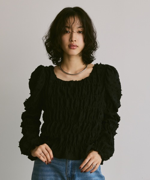 Aunt Marie's(アントマリーズ)の「ポコポコジャガードシャーリングスクエアブラウス(シャツ/ブラウス・レディース・ベージュ/ホワイト/ブラック・FREE)」の18枚目の写真