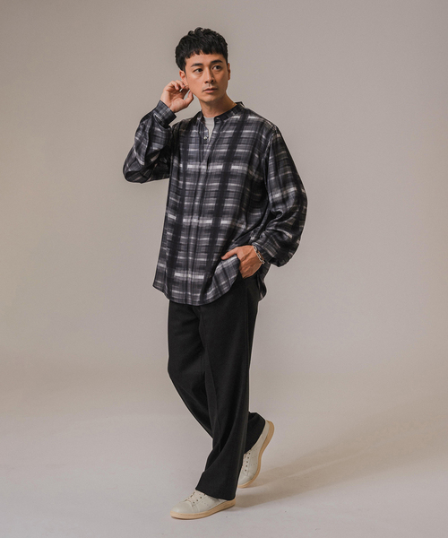 DEVEAUX(デボー) パターン バンドカラープルオーバーシャツ