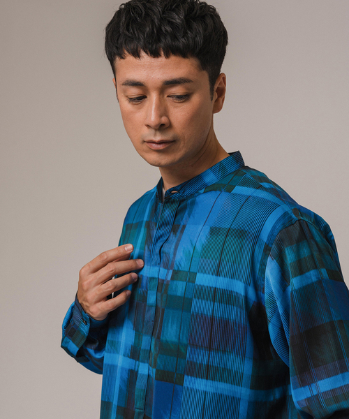 DEVEAUX(デボー) パターン バンドカラープルオーバーシャツ