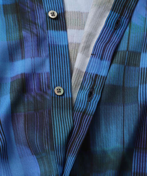 EDIFICE（エディフィス）の「DEVEAUX(デボー) パターン バンドカラープルオーバーシャツ（シャツ/ブラウス・メンズ・ブルー/ブラック/チャコールグレー・MEDIUM/SMALL/LARGE）」の16枚目の写真