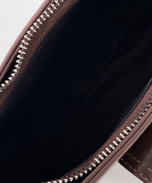 LAFFMO（ラフモ）の「ショルダーバッグ（ショルダーバッグ・レディース・ブラック/ブルー/アイボリー/ネイビー/ブラウン/シルバー・F）」の19枚目の写真