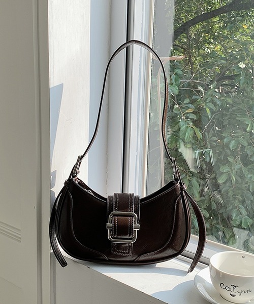 LAFFMO（ラフモ）の「ショルダーバッグ（ショルダーバッグ・レディース・ブラック/ブルー/アイボリー/ネイビー/ブラウン/シルバー・F）」の12枚目の写真