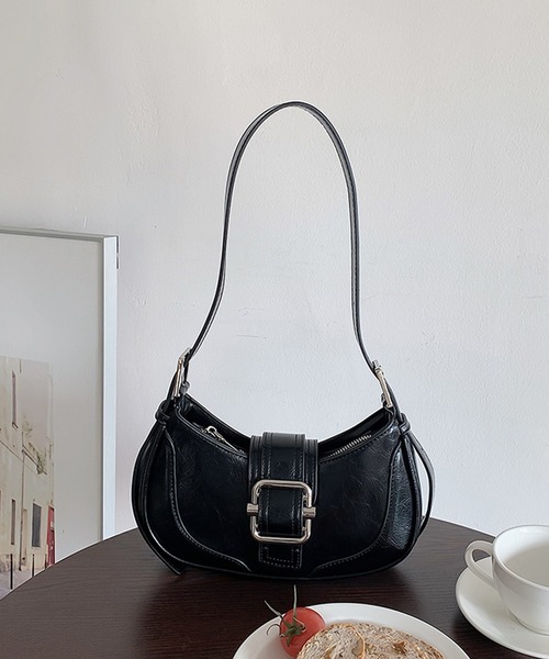 LAFFMO（ラフモ）の「ショルダーバッグ（ショルダーバッグ・レディース・ブラック/ブルー/アイボリー/ネイビー/ブラウン/シルバー・F）」の13枚目の写真